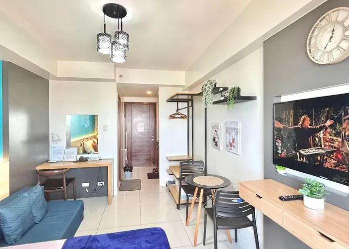 Horizon 101 By D' King's Place Apartment